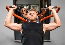 تمرینات سرشانه در باشگاه