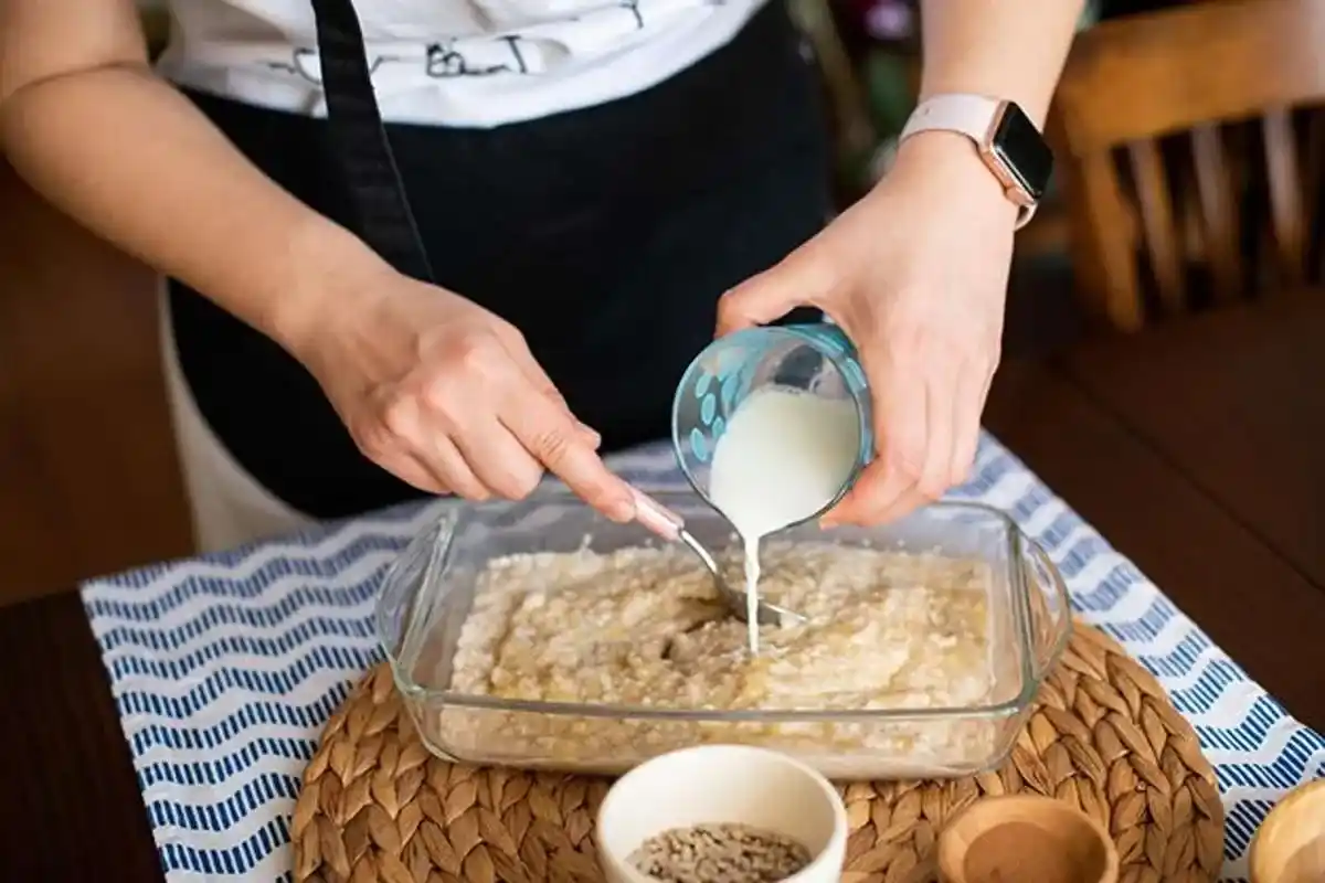 طرز تهیه اوتمیل با شیربادام-طرز تهیه اوتمیل با شیر-جیم شاپ وبلاگ معتبر رژیم غذایی و تغذیه